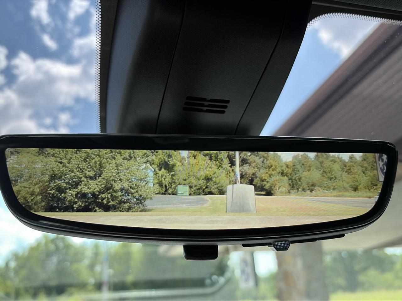 GMC Sierra 1500 AT4 Crew Cab 4WD 2020