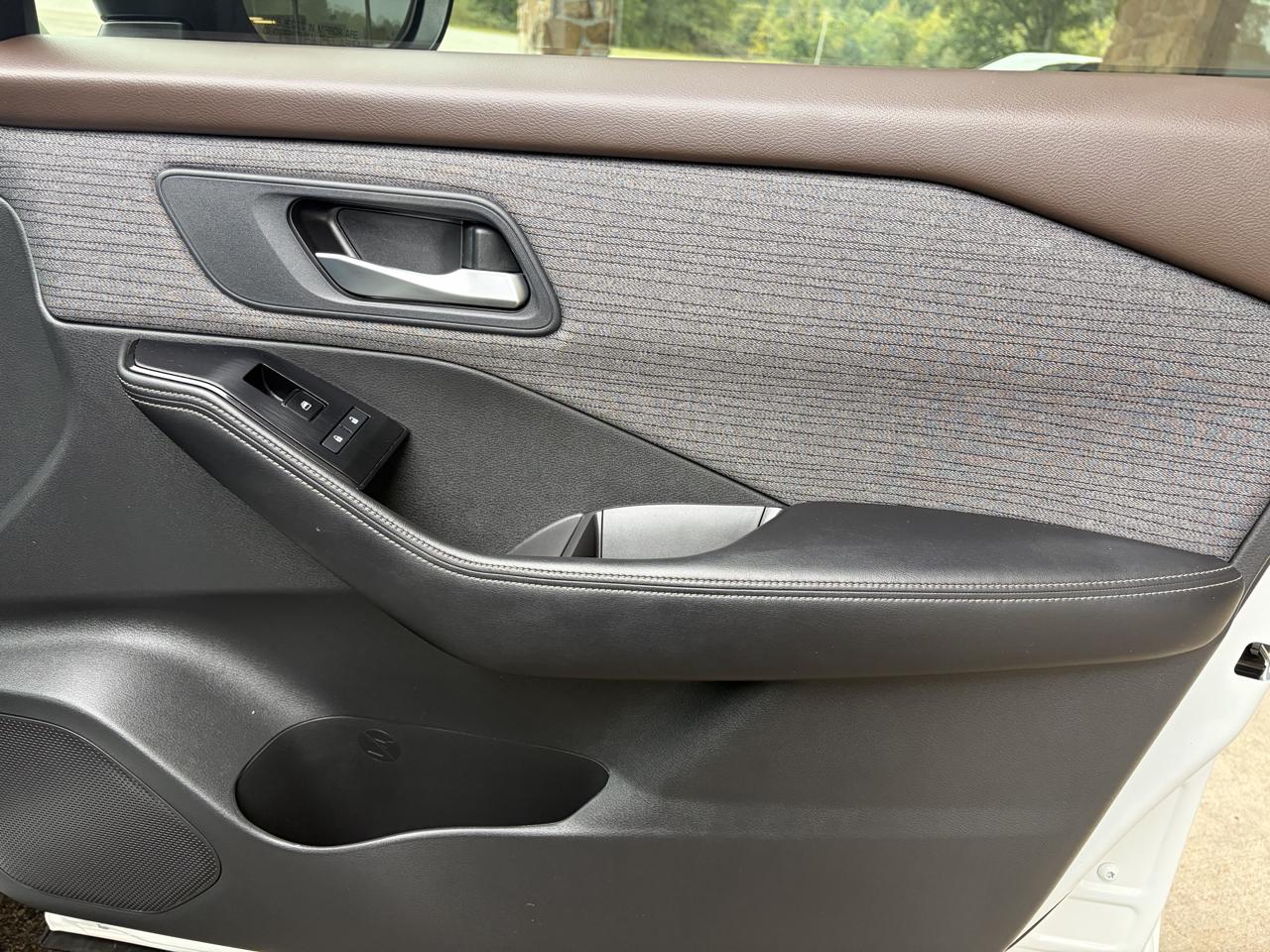 Nissan Rogue FWD SV 2022