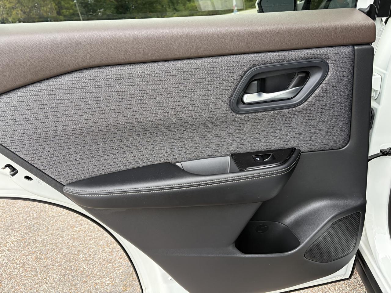 Nissan Rogue FWD SV 2022