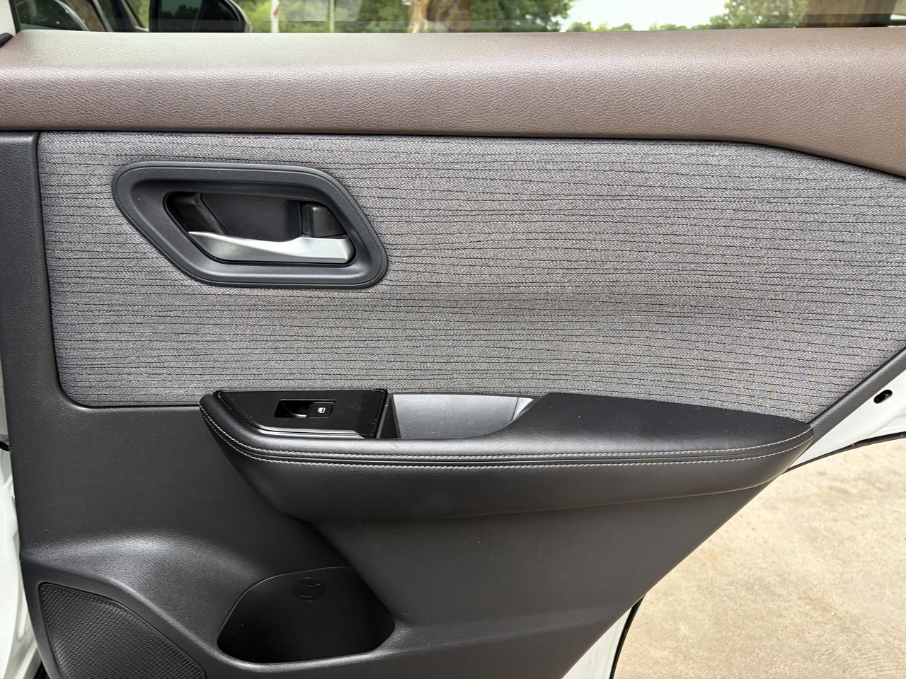 Nissan Rogue FWD SV 2022