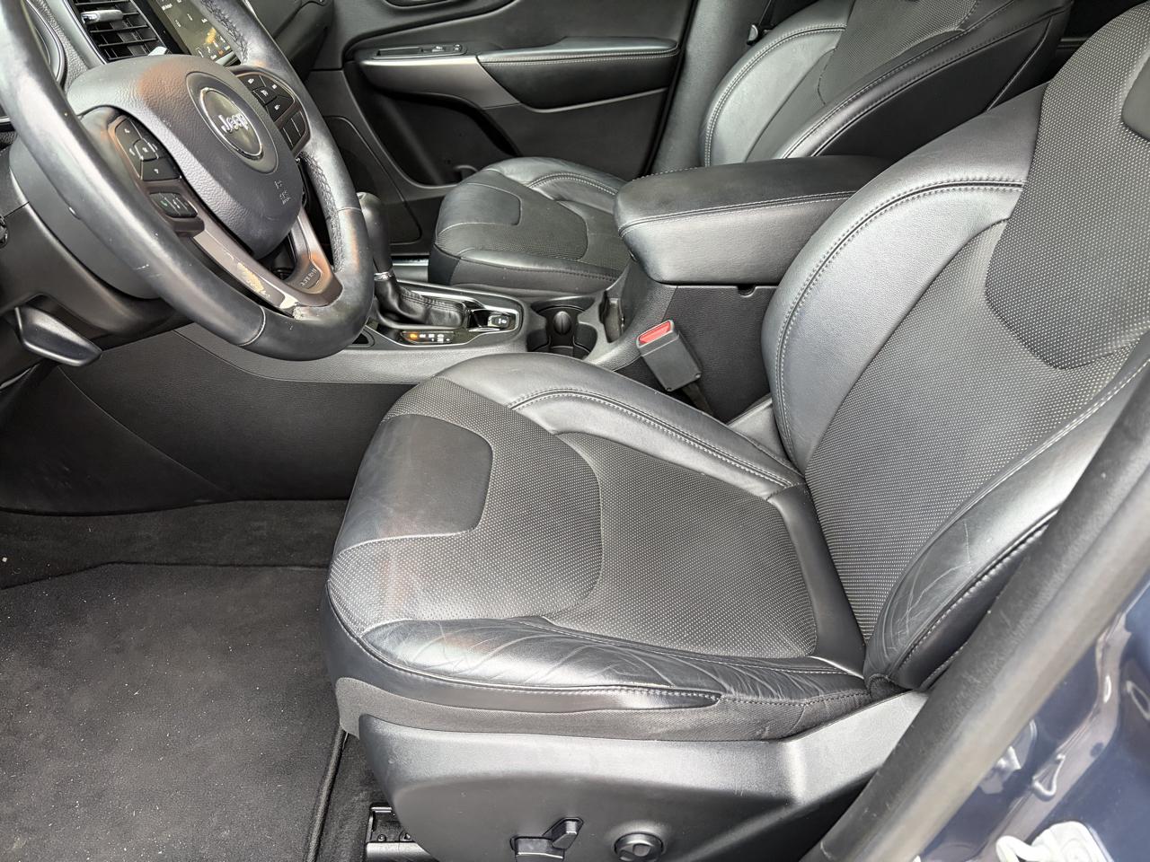 Jeep Cherokee Limited FWD 2019