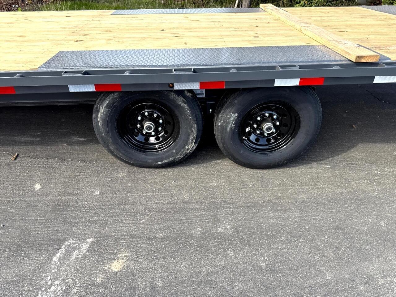 Lamar Equipment Trailer  2025