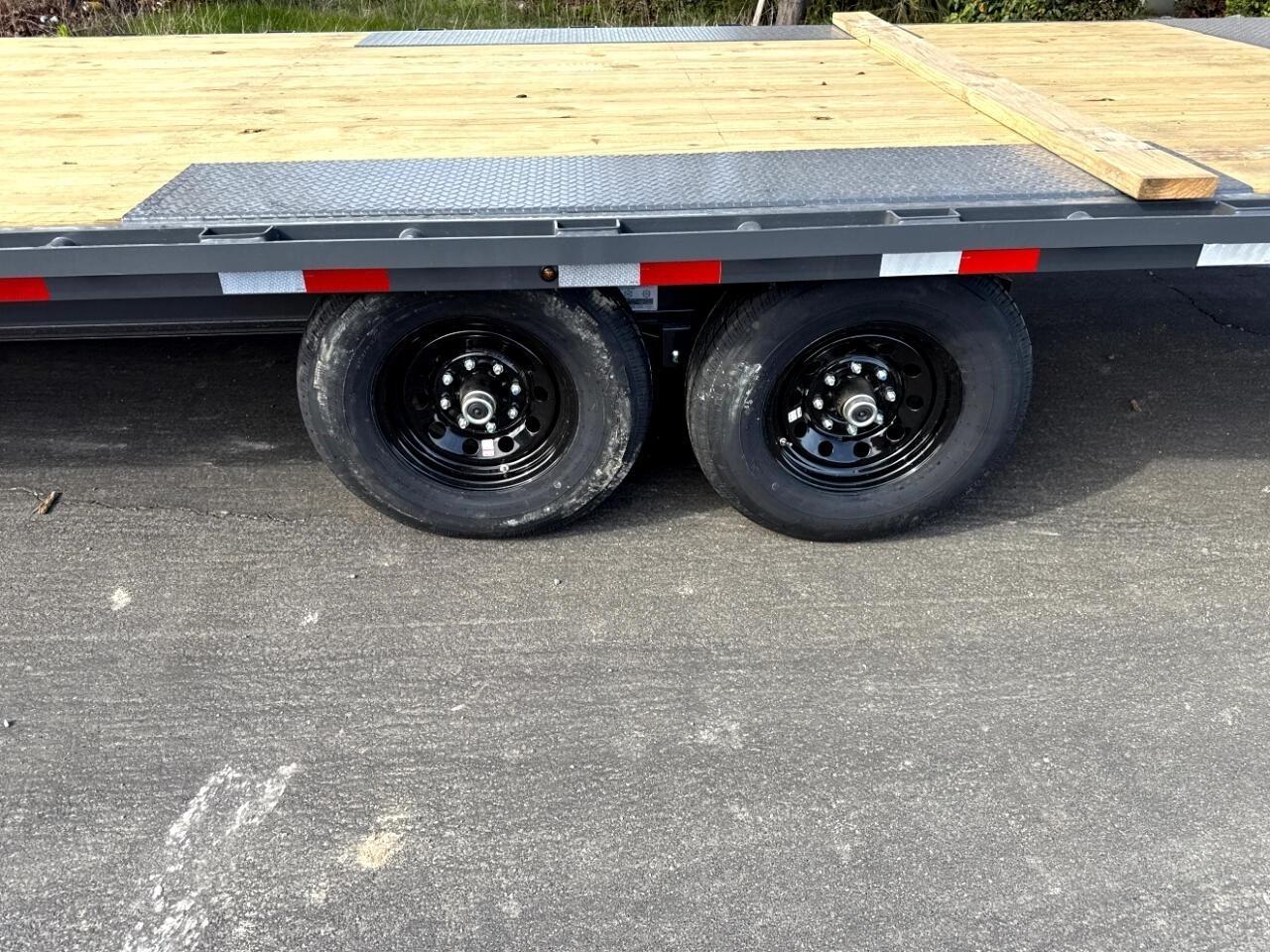 Lamar Equipment Trailer  2025