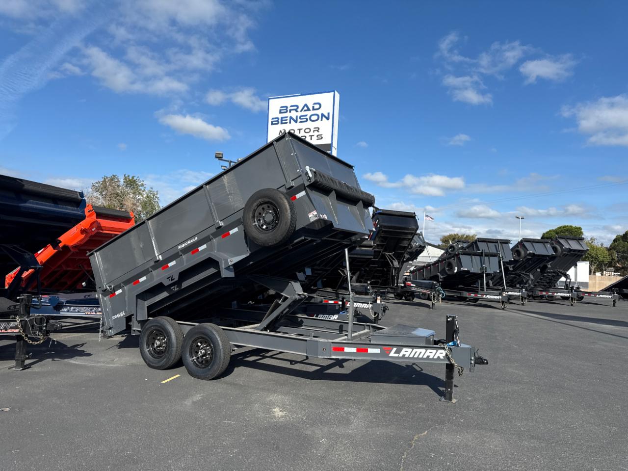 Lamar Trailers Telescopic Dump  2026