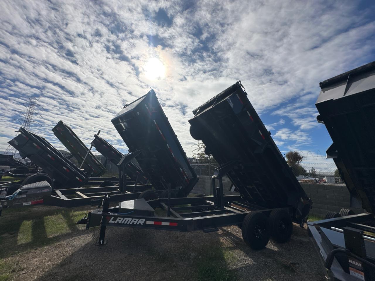 Lamar 14 Foot Dump  2026