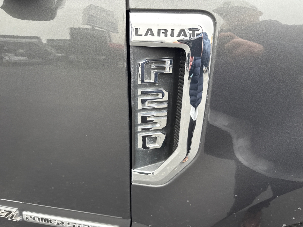 Ford F-250 SD Lariat Crew Cab 4WD 2017