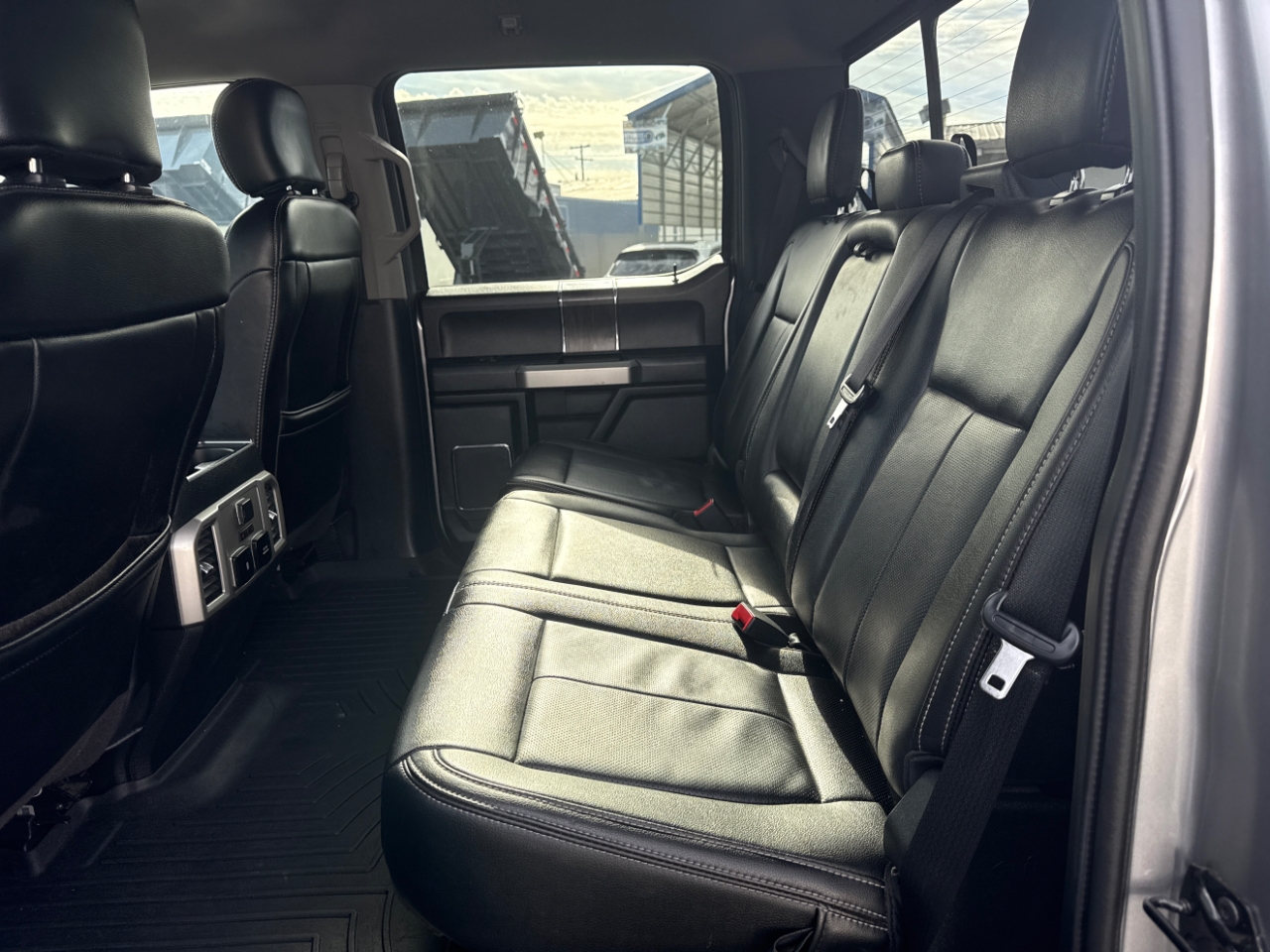 Ford F-250 SD Lariat Crew Cab 4WD 2020