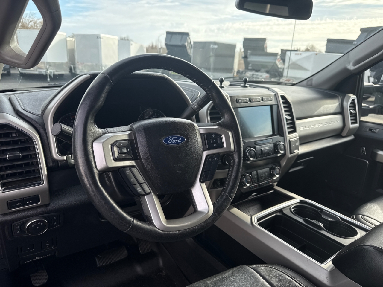 Ford F-250 SD Lariat Crew Cab 4WD 2020