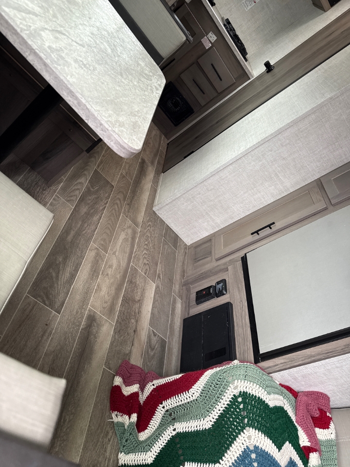 AmeraLite 7x19  2022