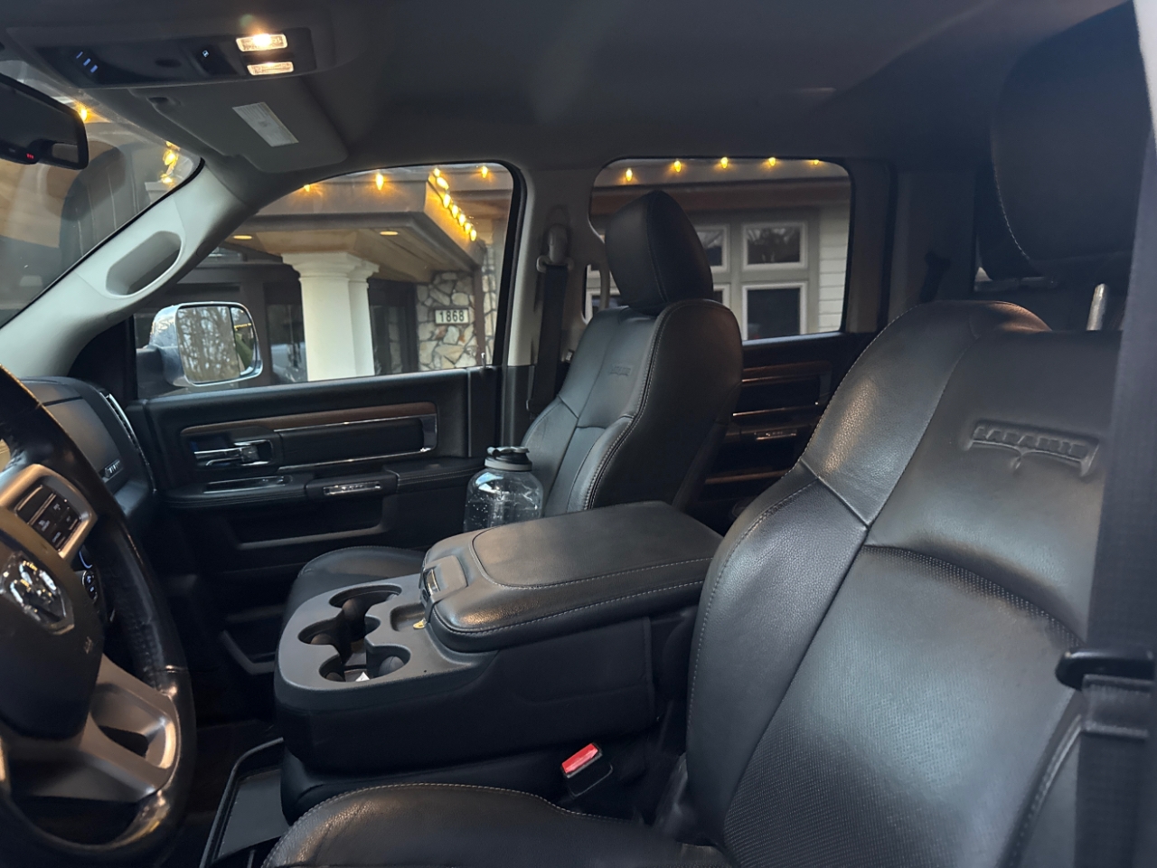 RAM 2500 Laramie Crew Cab SWB 4WD 2015