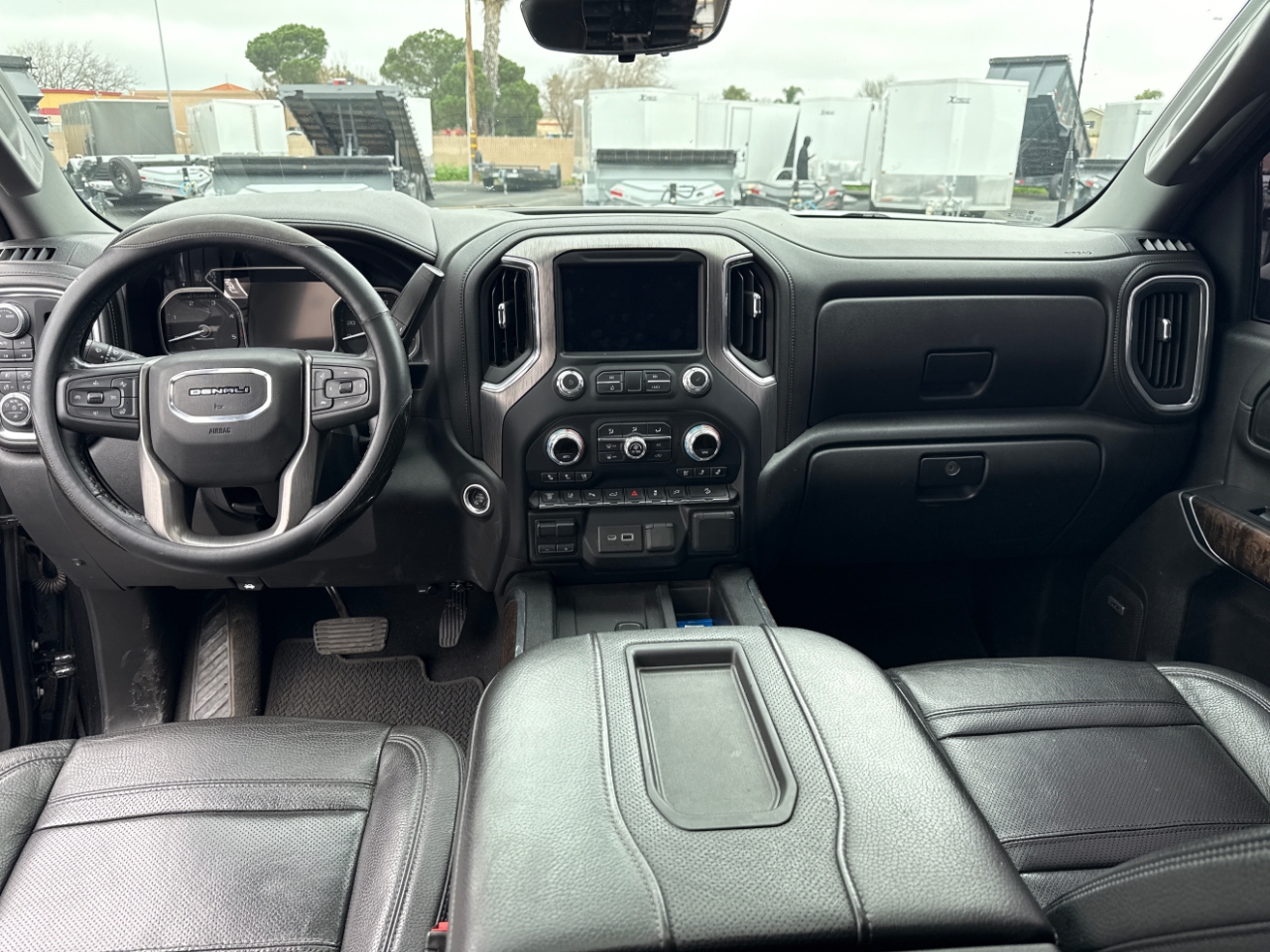 GMC Sierra 2500HD Denali Crew Cab 4WD 2020