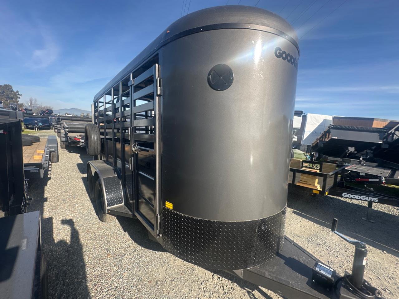 2026 Trailer Horse Trailer 