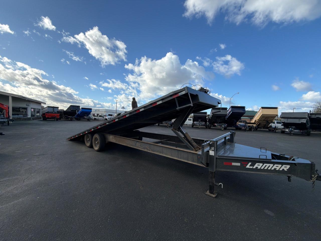 Lamar Trailers Unknown  2022