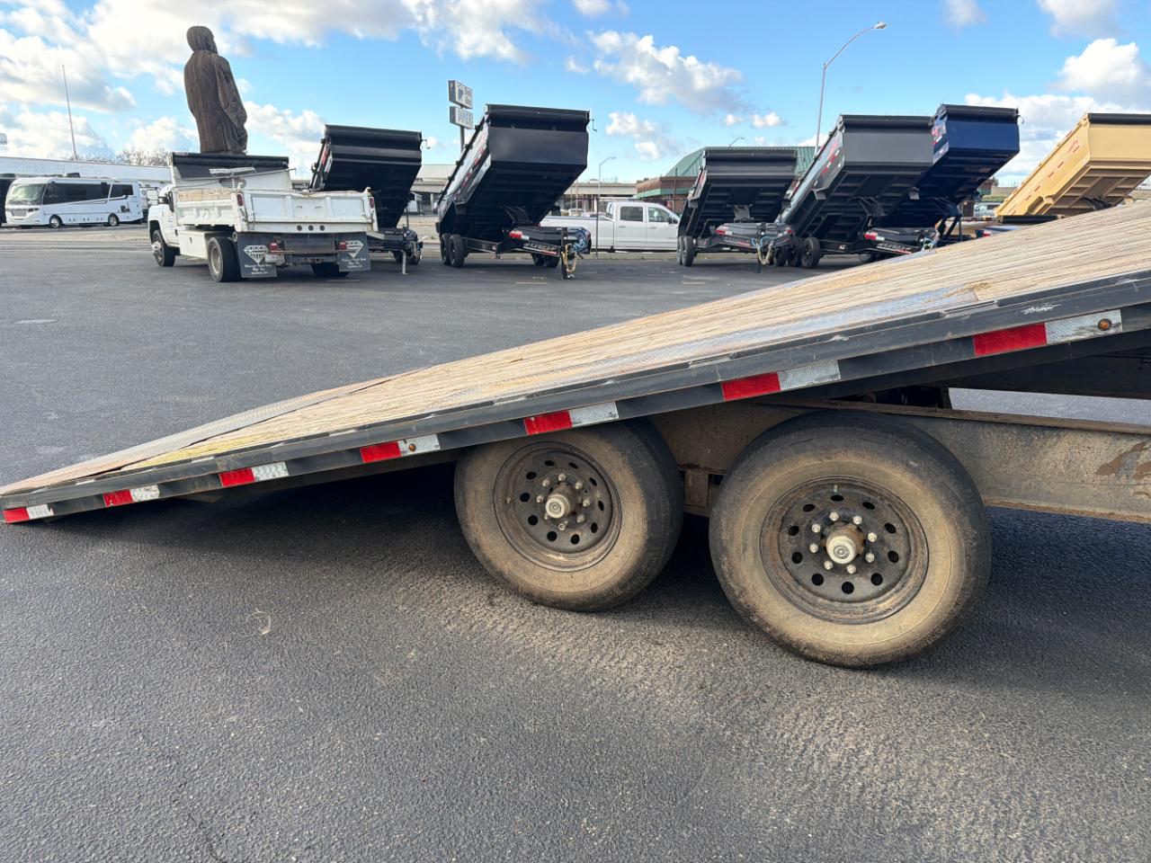 Lamar Trailers Unknown  2022