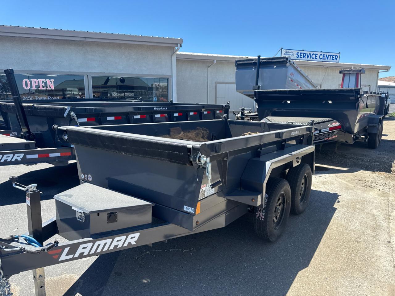 Lamar 10 Foot Dump  2027