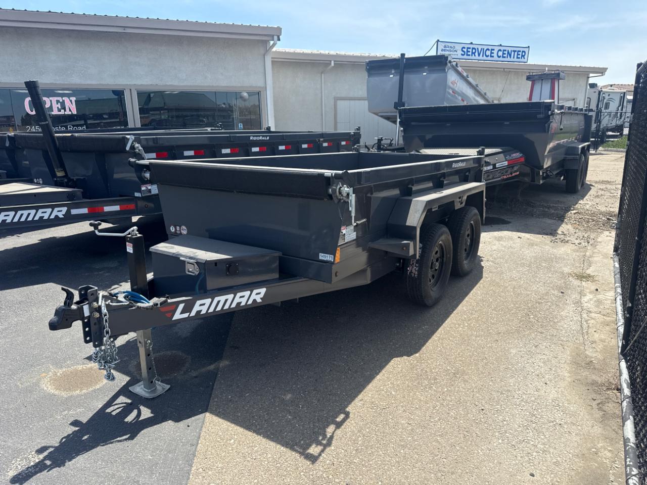 Lamar 10 Foot Dump  2026