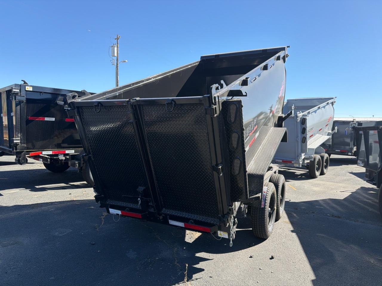 Horizon Trailers 22  2027