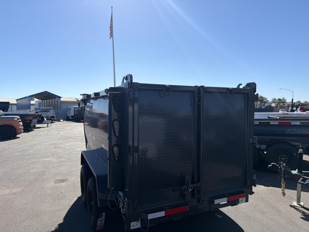 Horizon Trailers 22  2027
