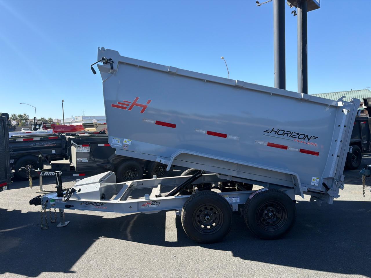 Horizon Trailers 22  2027