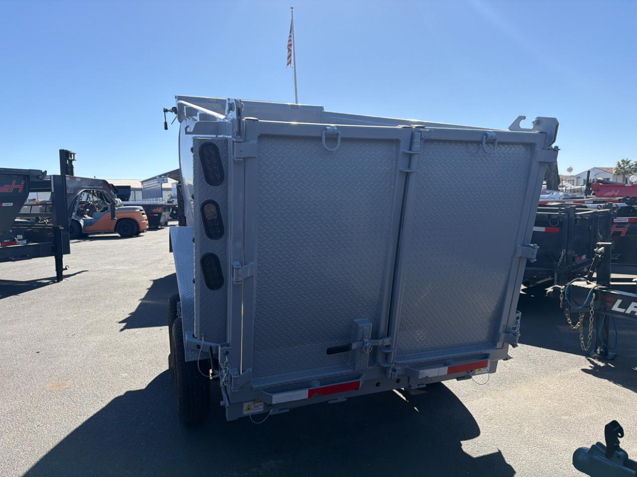 Horizon Trailers 22  2027