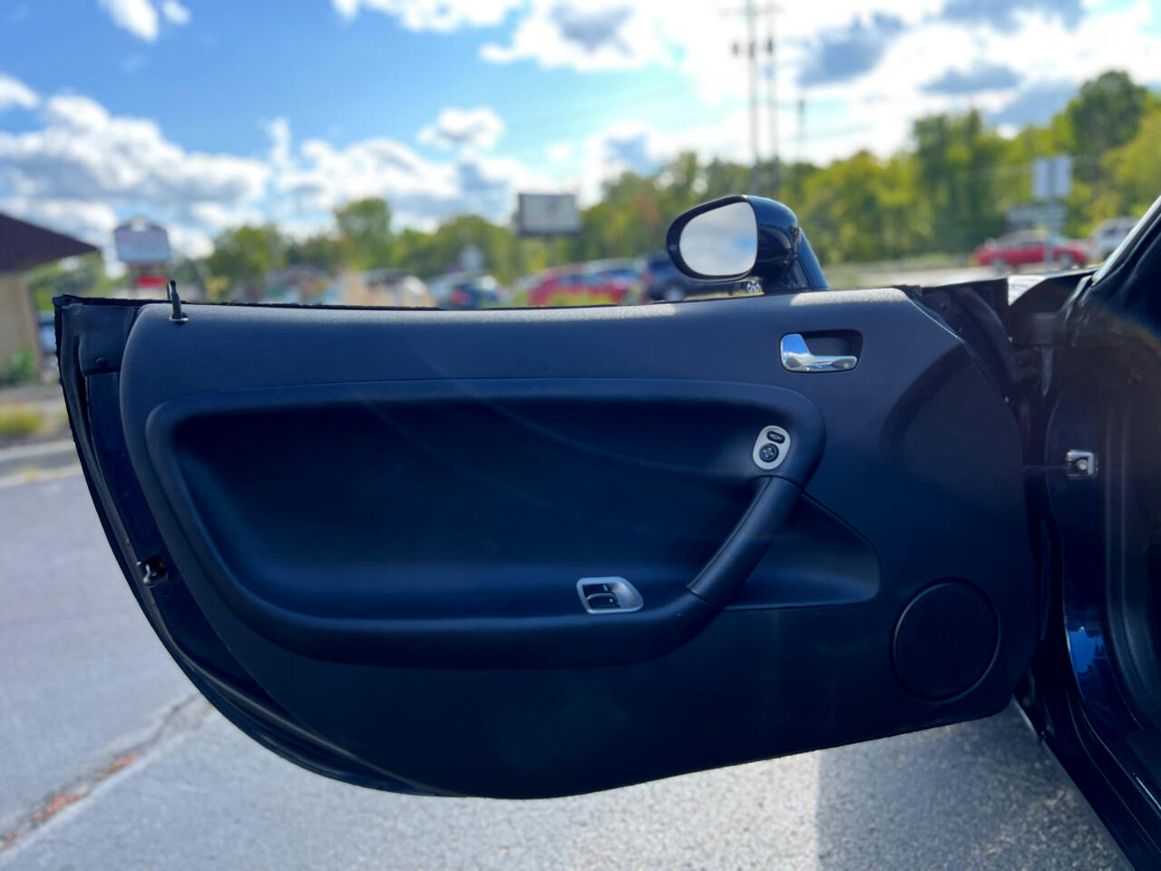 2006 Pontiac Solstice Convertible photo 25