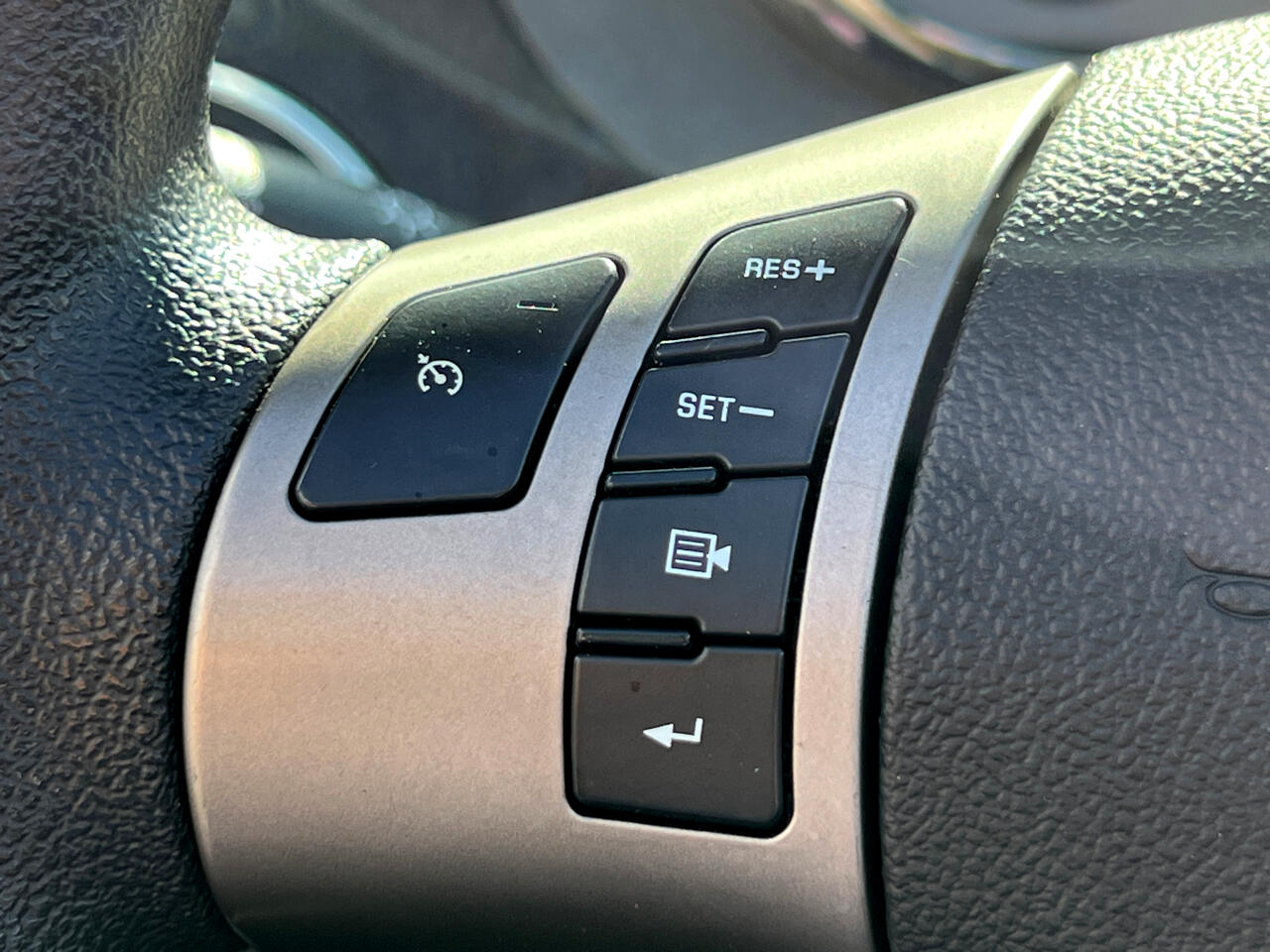 2006 Pontiac Solstice Convertible photo 30