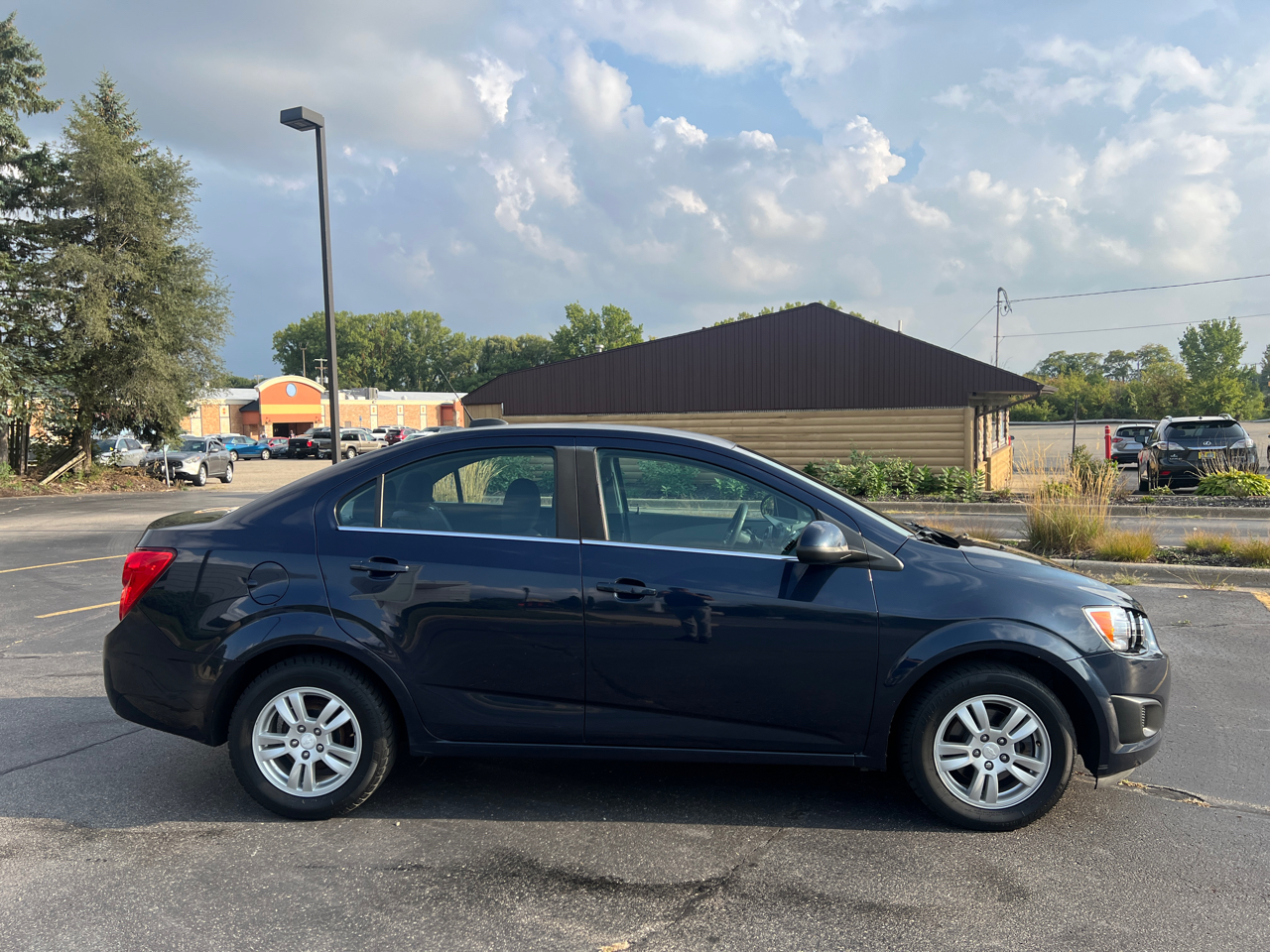 2015 Chevrolet Sonic LT photo 8