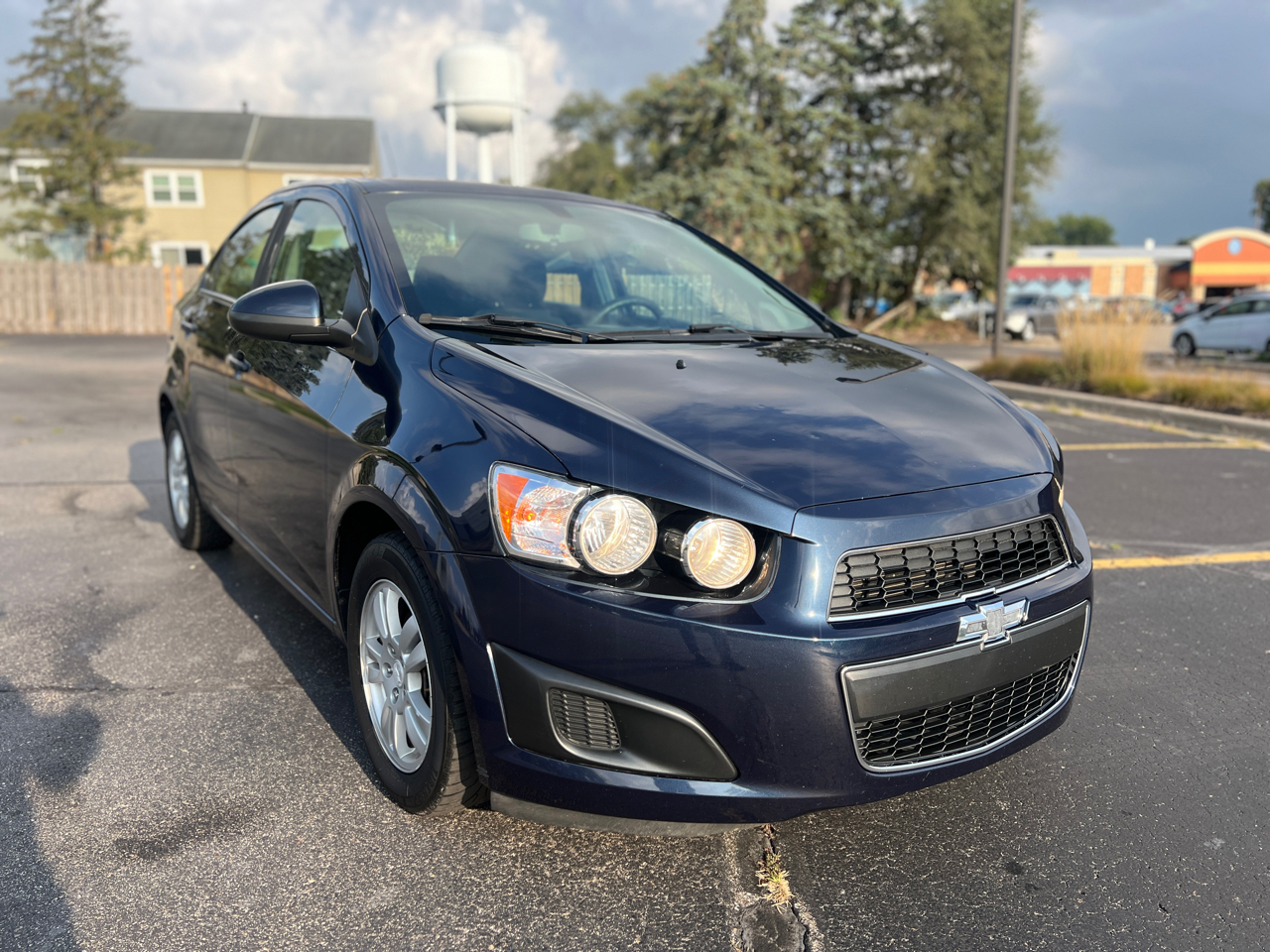 2015 Chevrolet Sonic LT photo 10