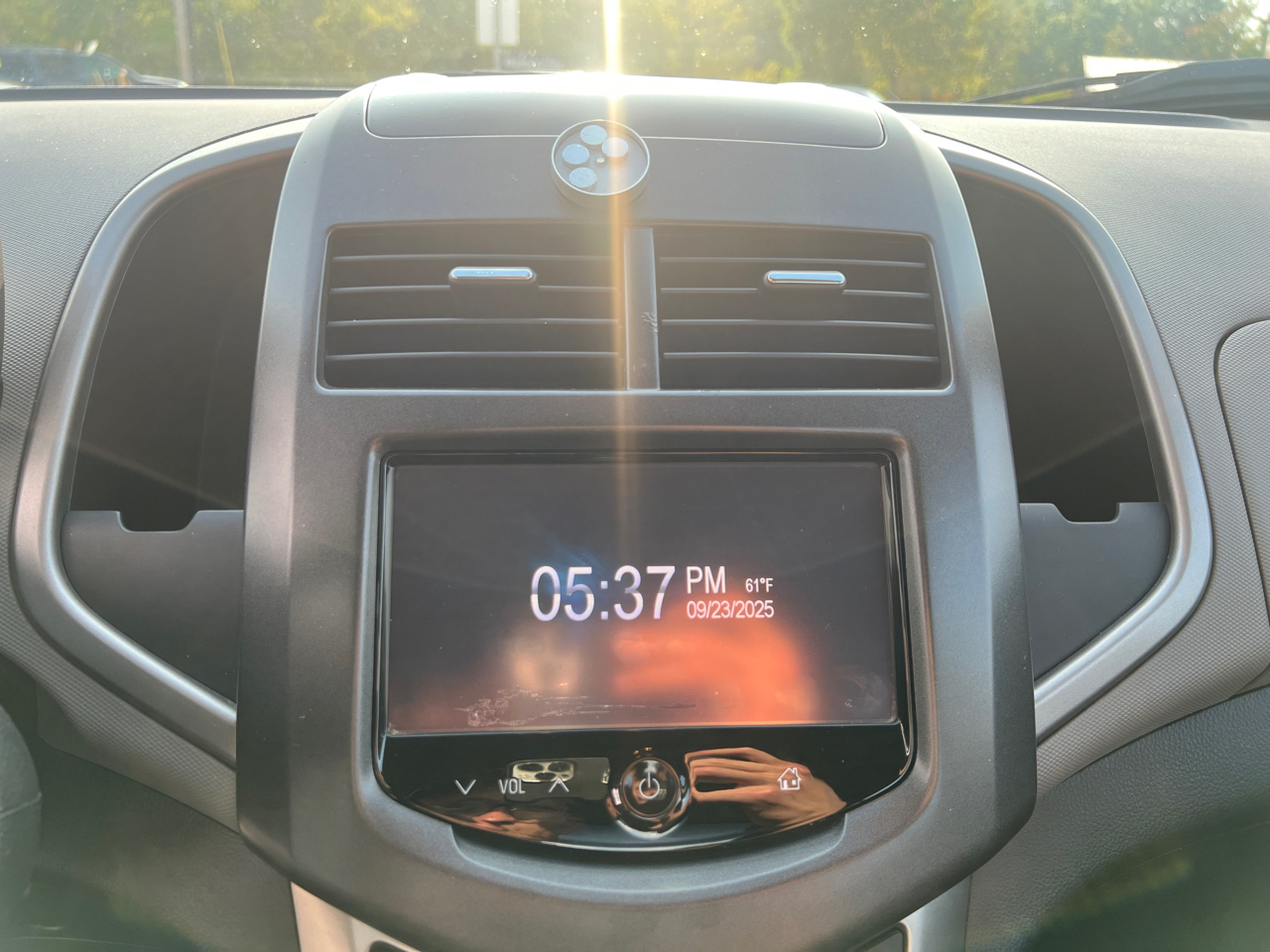2015 Chevrolet Sonic LT photo 20