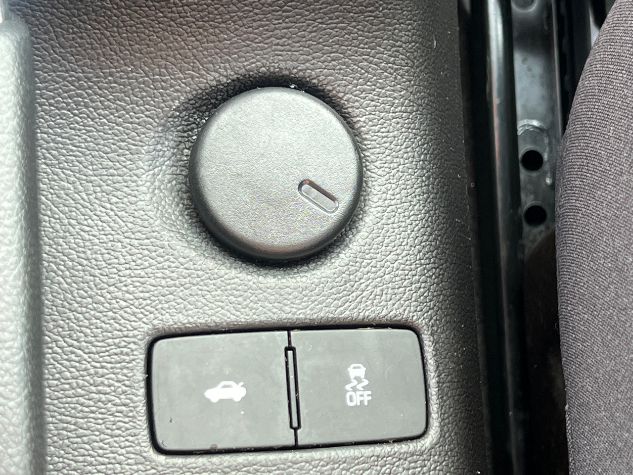 2015 Chevrolet Sonic LT photo 24
