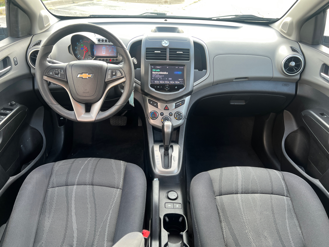 2015 Chevrolet Sonic LT photo 27