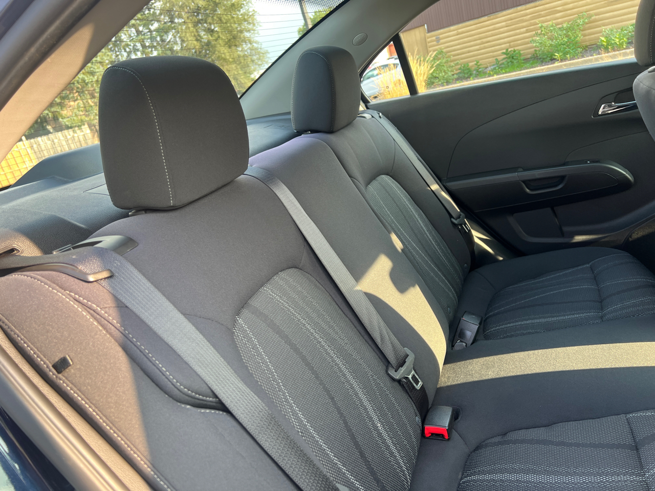 2015 Chevrolet Sonic LT photo 31