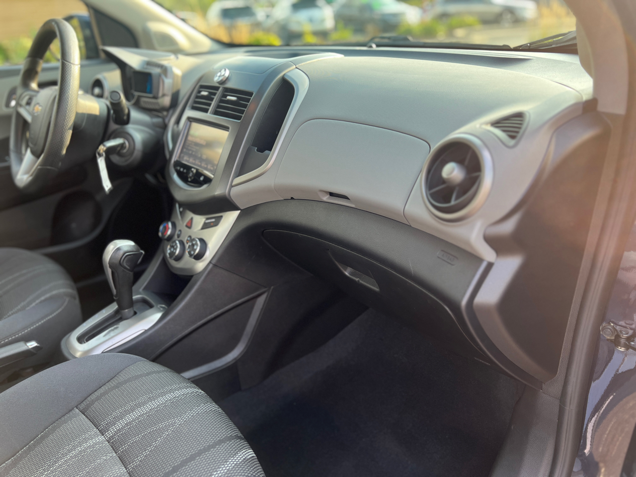 2015 Chevrolet Sonic LT photo 34