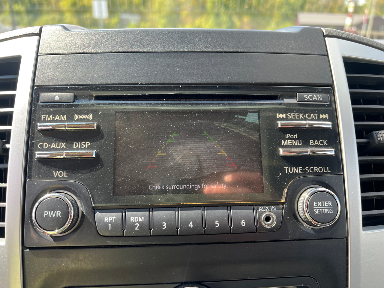 2014 Nissan Frontier Crew Cab SV photo 26