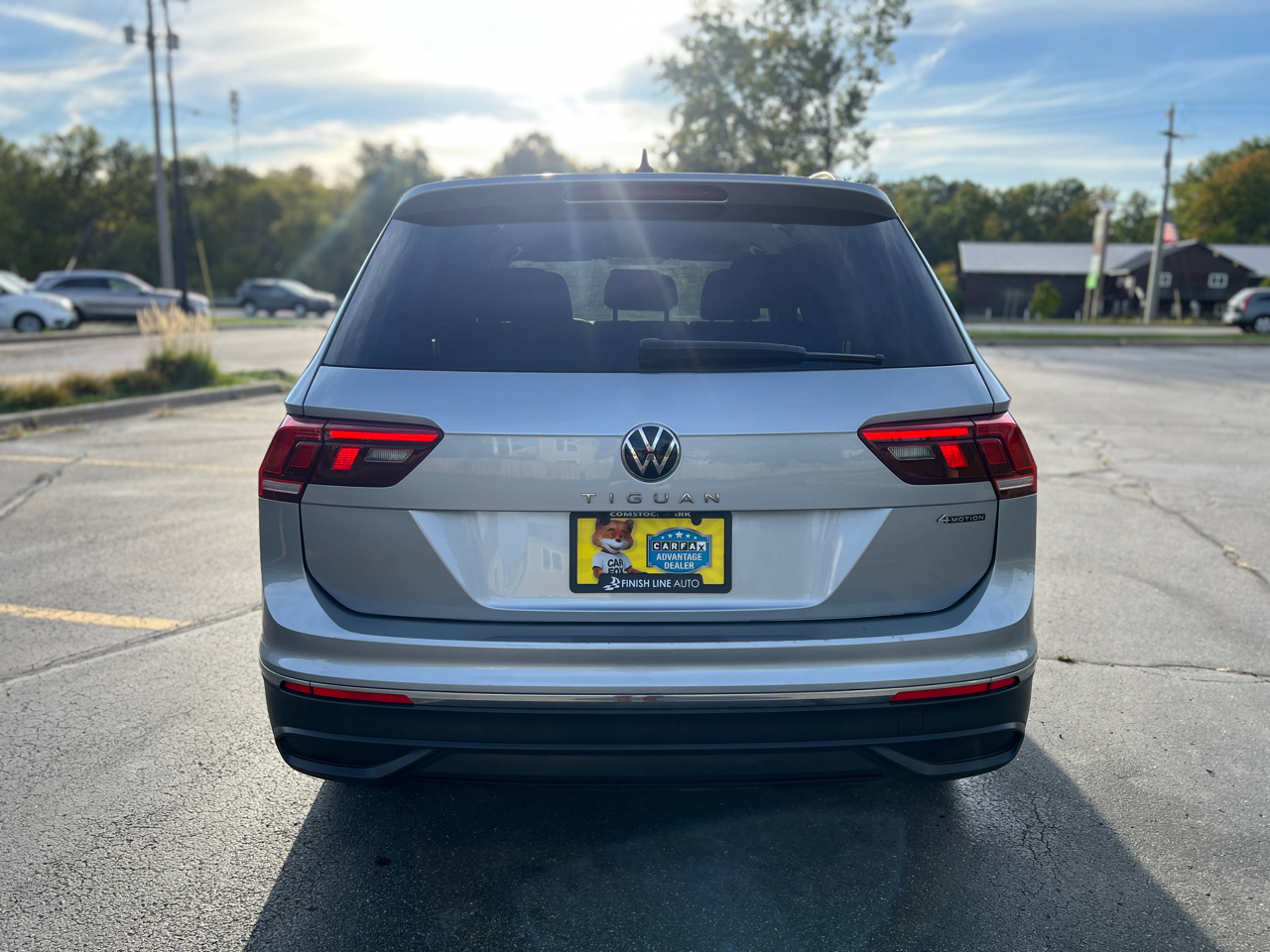 2022 Volkswagen Tiguan S photo 6
