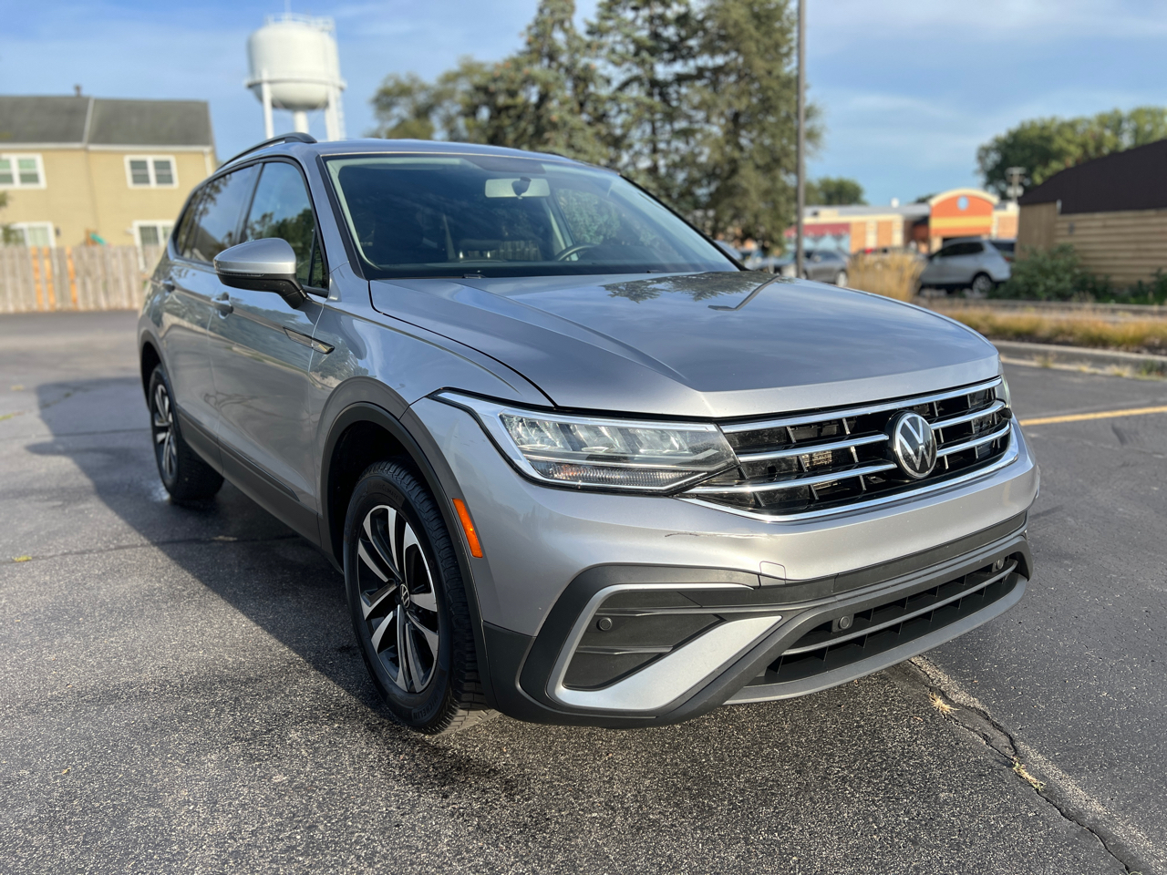 2022 Volkswagen Tiguan S photo 11