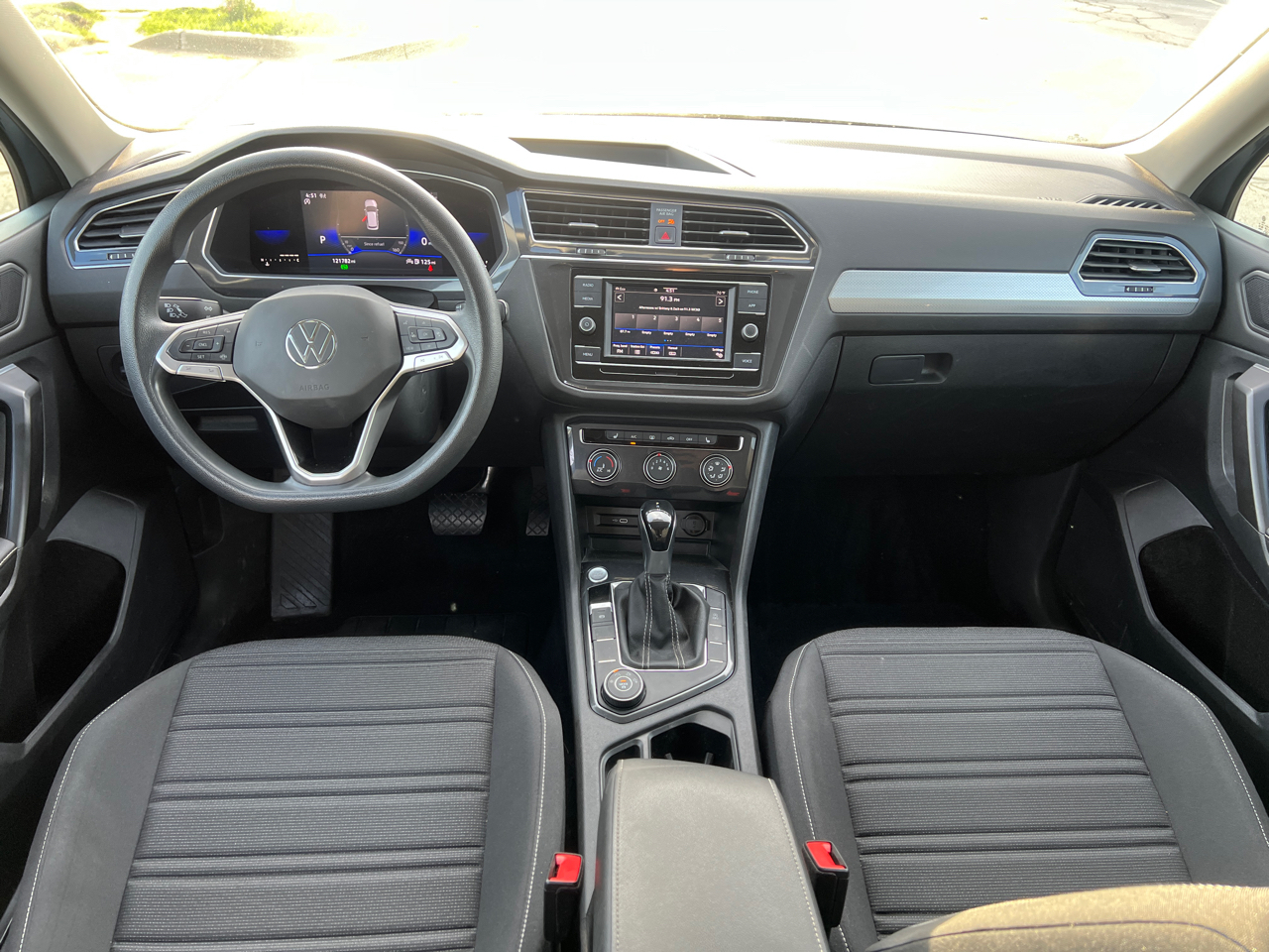 2022 Volkswagen Tiguan S photo 35