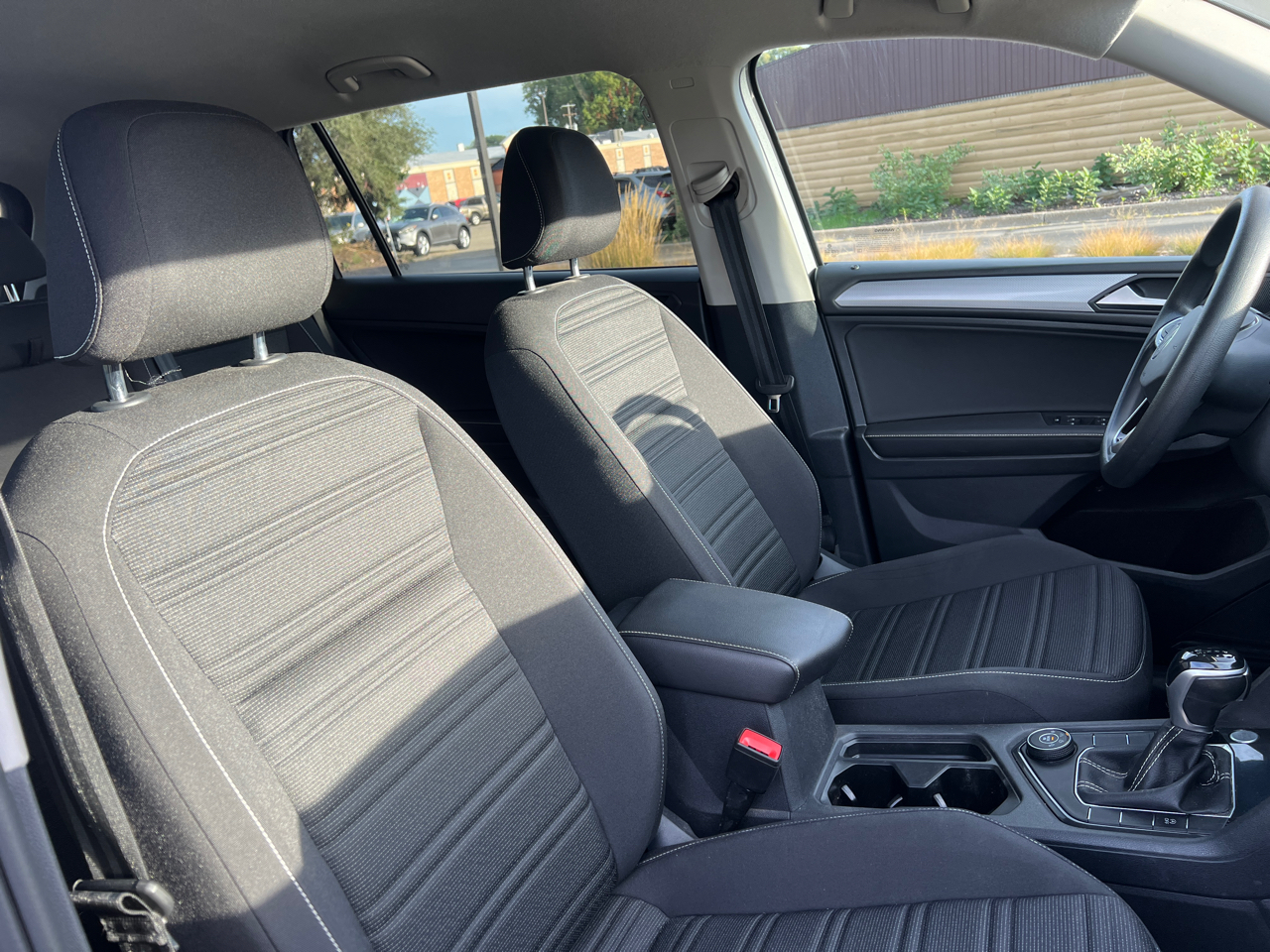 2022 Volkswagen Tiguan S photo 46