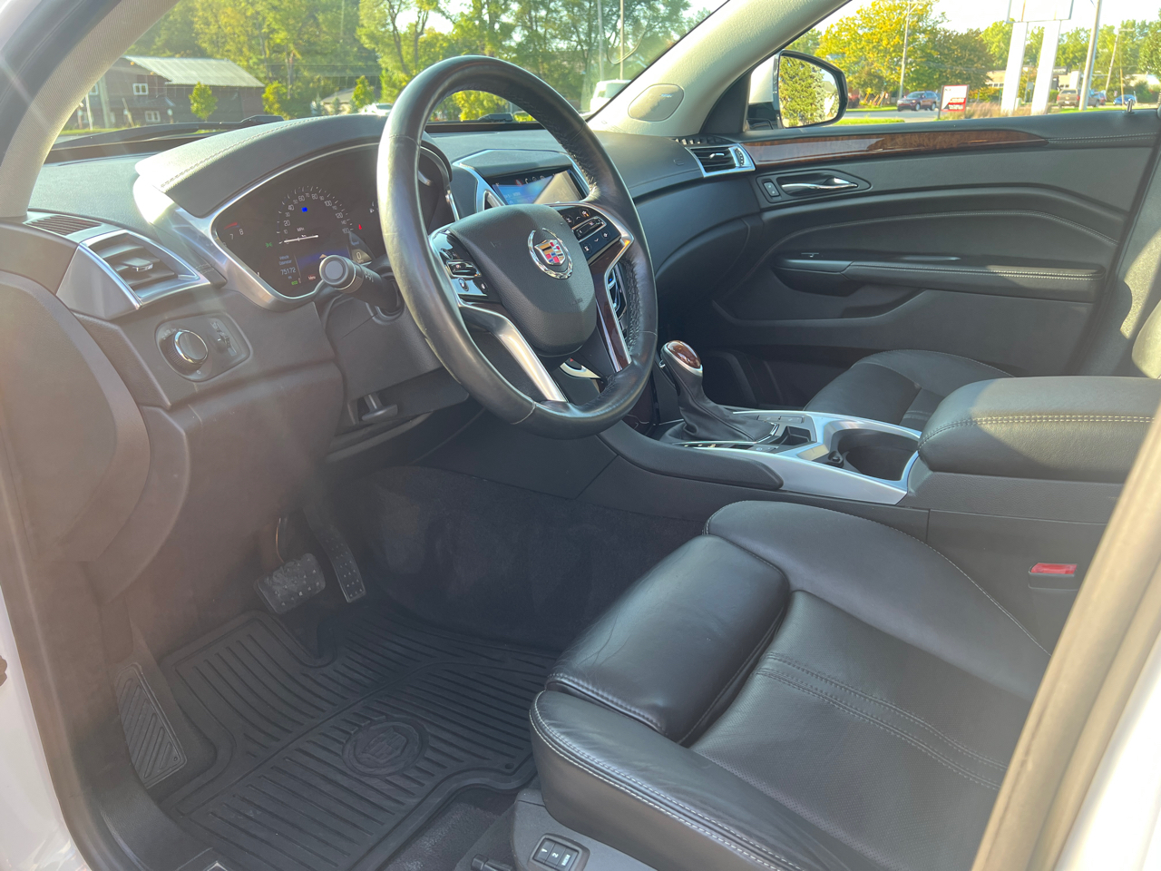 2015 Cadillac SRX Luxury photo 14