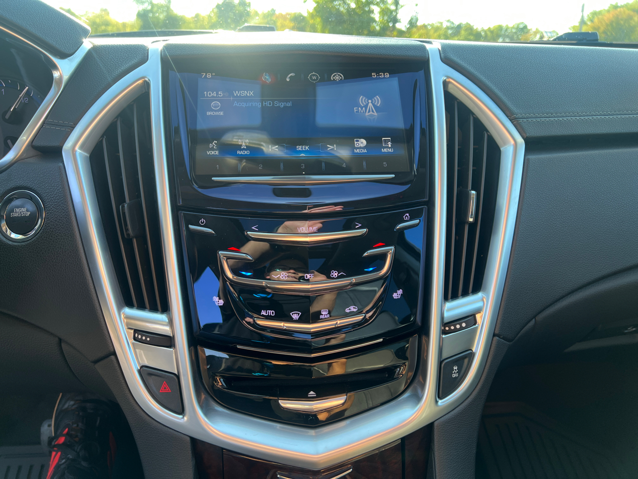 2015 Cadillac SRX Luxury photo 21