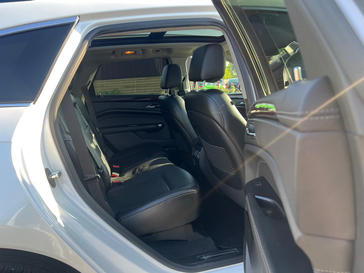2015 Cadillac SRX Luxury photo 35