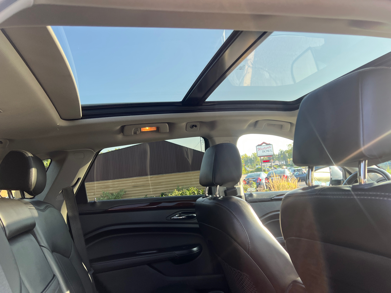 2015 Cadillac SRX Luxury photo 36