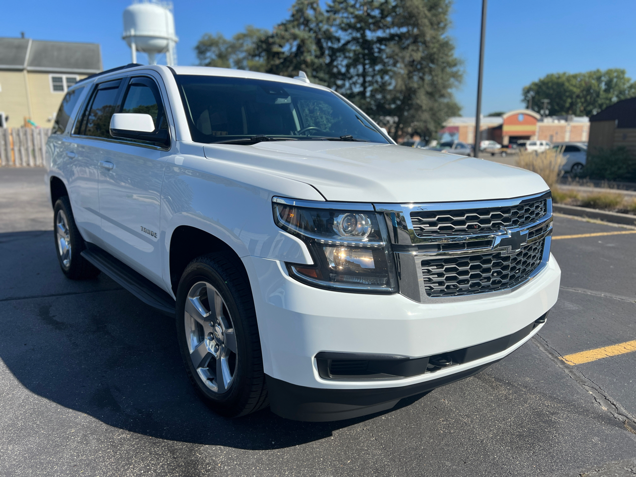 2017 Chevrolet Tahoe LT photo 10