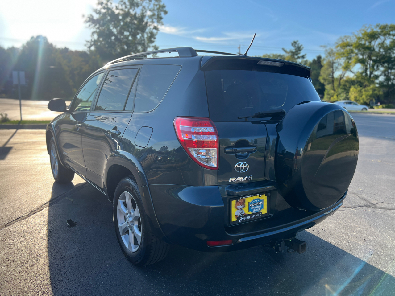 2012 Toyota RAV4 Limited photo 5