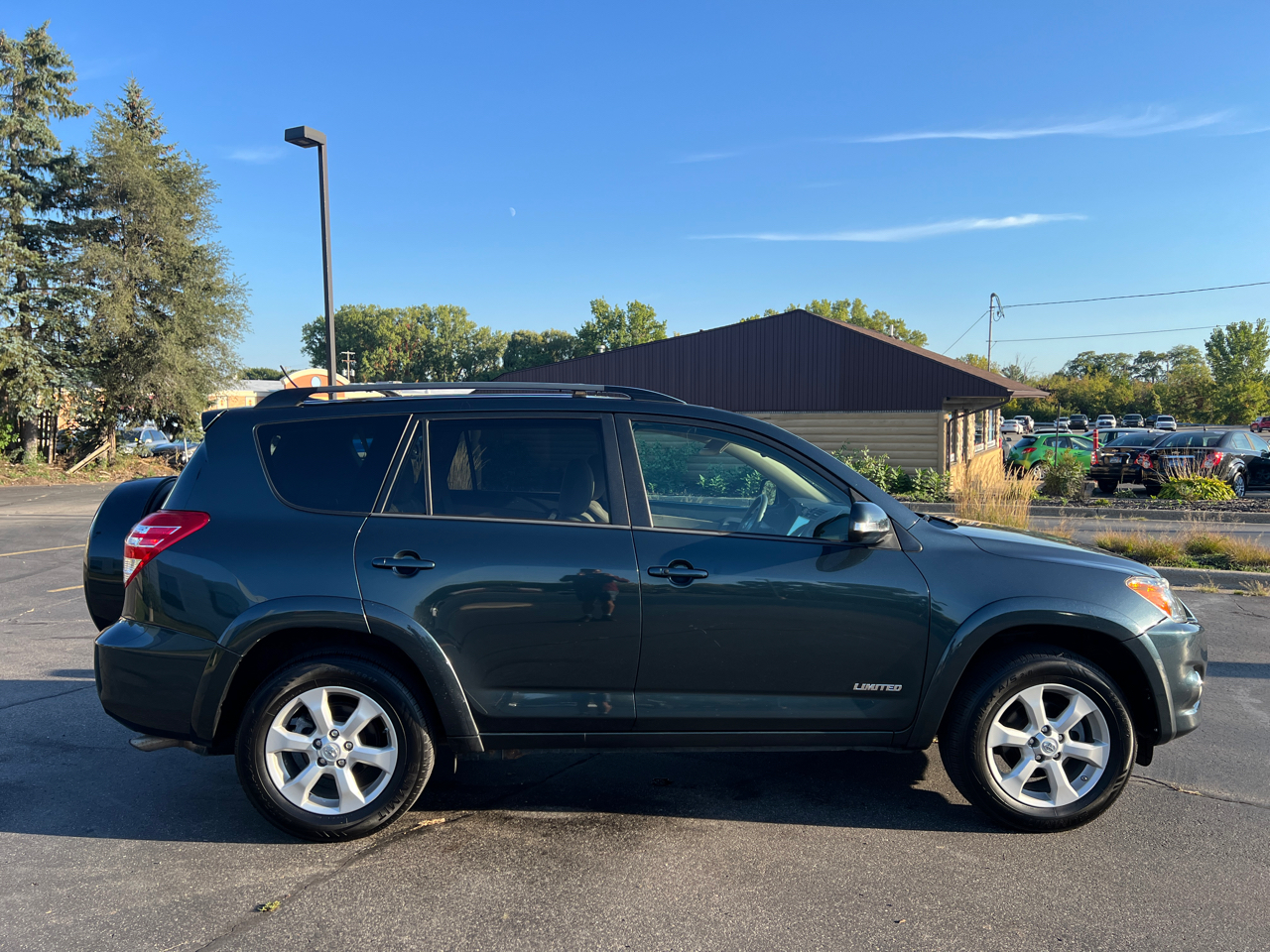 2012 Toyota RAV4 Limited photo 9