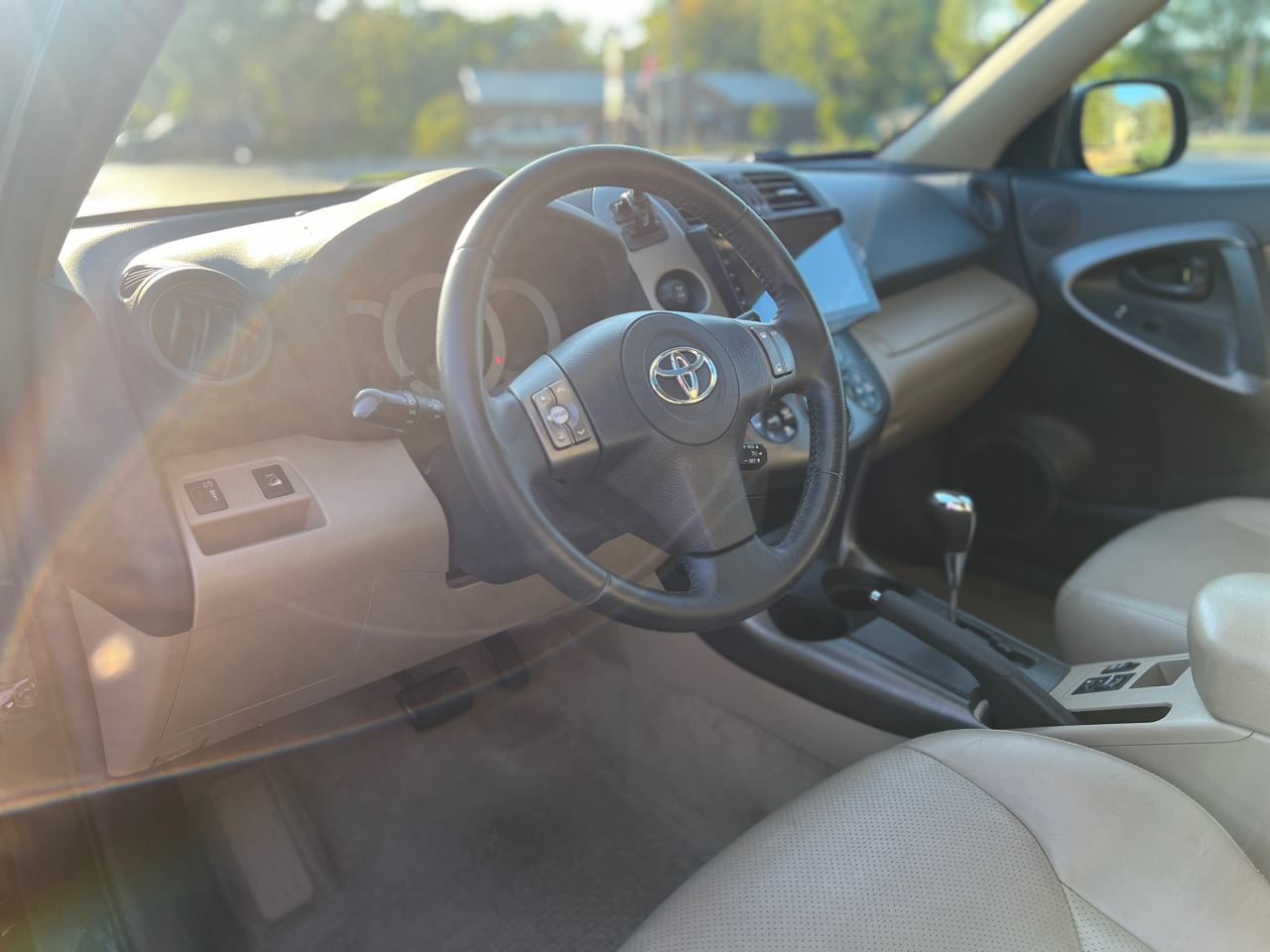 2012 Toyota RAV4 Limited photo 15