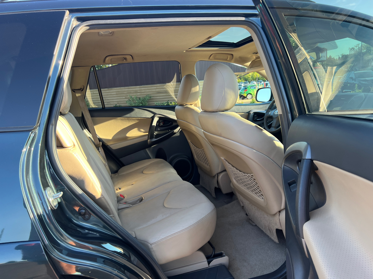 2012 Toyota RAV4 Limited photo 37
