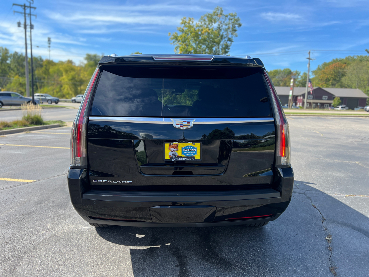 2018 Cadillac Escalade Luxury photo 5