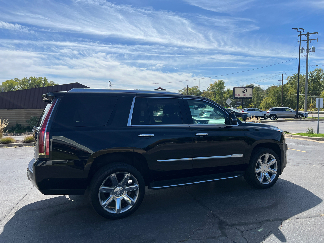 2018 Cadillac Escalade Luxury photo 7