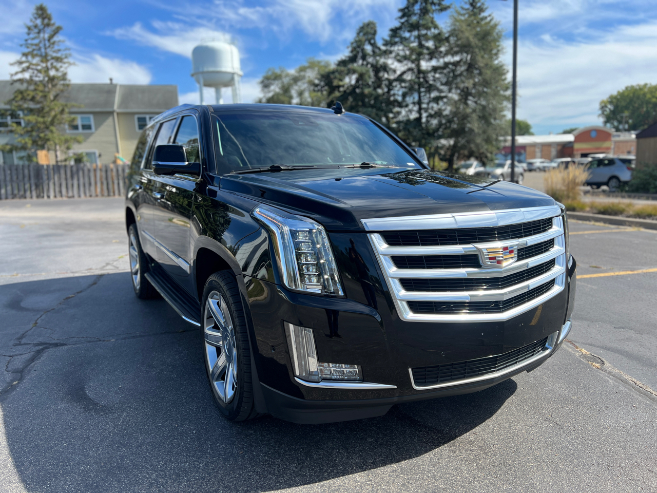 2018 Cadillac Escalade Luxury photo 10